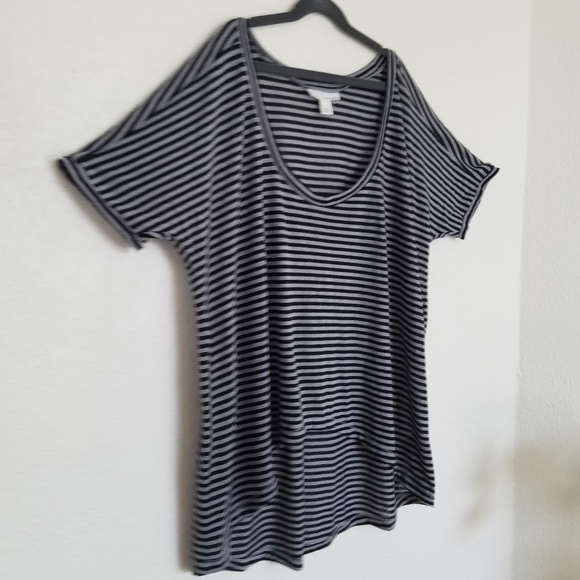 Derek Heart Tops - Derek hearts striped T shirt